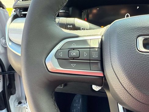 New 2026 Jeep Compass Limited w/ Sun, Sound & Navigation Group AWD/4WD image 28