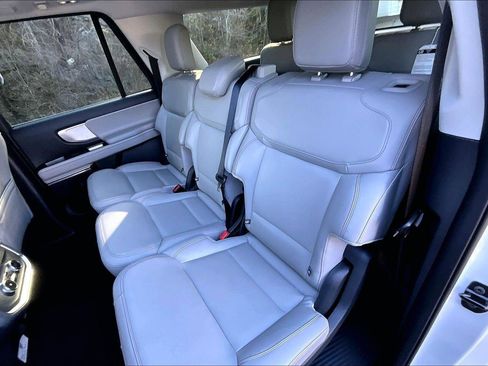 Certified 2025 Ford Expedition Max Active image 26