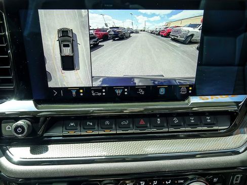 Used 2022 Chevrolet Silverado 1500 ZR2 w/ Technology Package AWD/4WD image 20