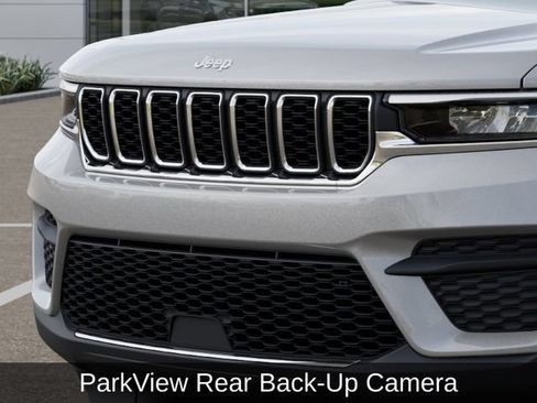 New 2026 Jeep Grand Cherokee Laredo X AWD/4WD image 16
