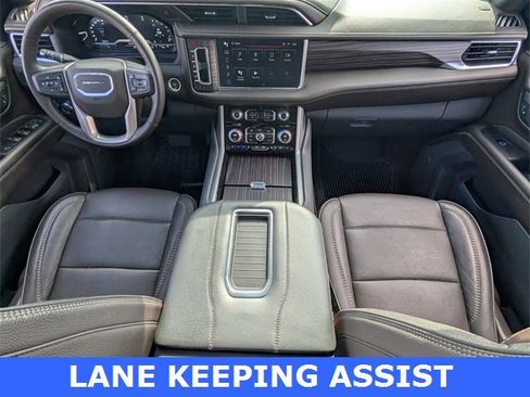 Certified 2023 GMC Yukon Denali image 9