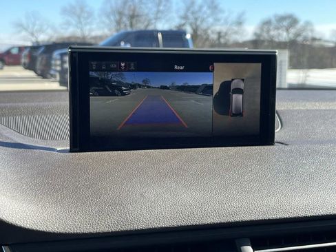 Used 2019 Audi Q7 3.0T Premium Plus image 34