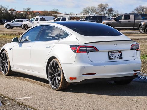 Used 2020 Tesla Model 3 Performance image 8
