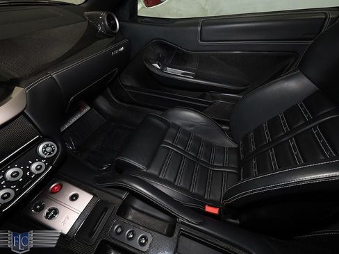Used 2011 Ferrari 599 GTB Fiorano RWD image 30