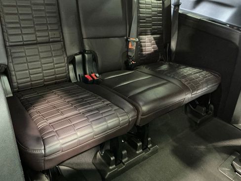 Used 2021 Cadillac Escalade ESV Sport Platinum RWD image 22