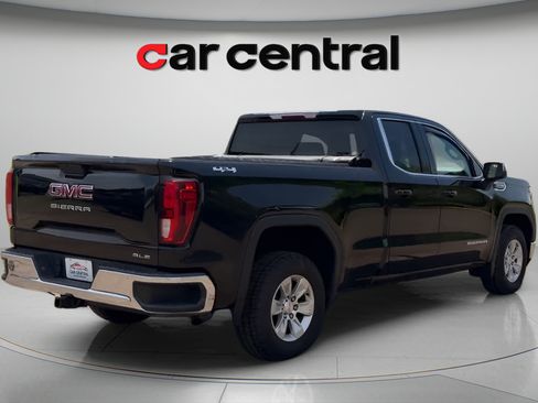 Used 2019 GMC Sierra 1500 SLE w/ SLE Value Package AWD/4WD image 6