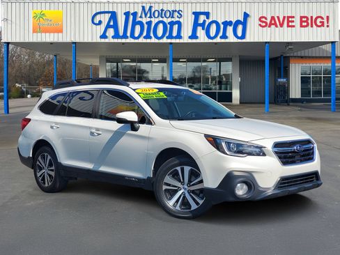 Used 2019 Subaru Outback 2.5i Limited AWD/4WD image 1