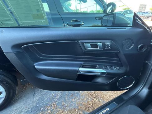 Used 2022 Ford Mustang GT Premium w/ GT Performance Package RWD image 16