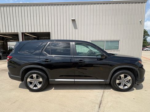 Used 2023 Honda Pilot EX-L image 9