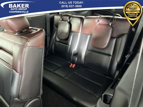 Used 2020 Ford Explorer Platinum w/ Premium Technology Package image 36