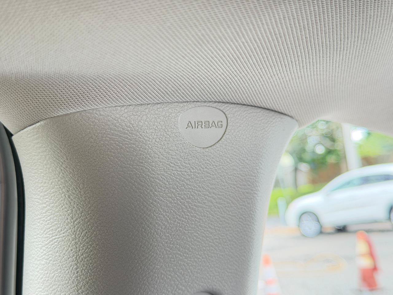 Used 2022 Chrysler Pacifica Touring-L FWD image 28