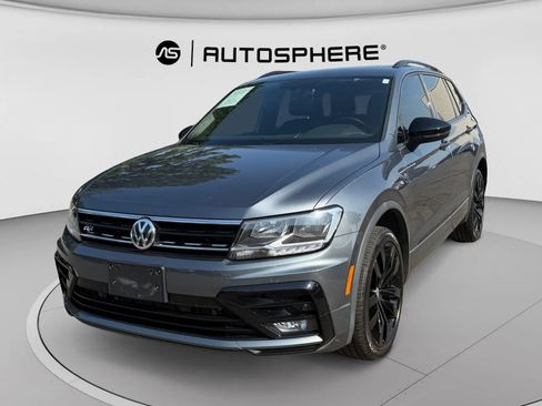 Used 2021 Volkswagen Tiguan SE R-Line AWD/4WD image 3