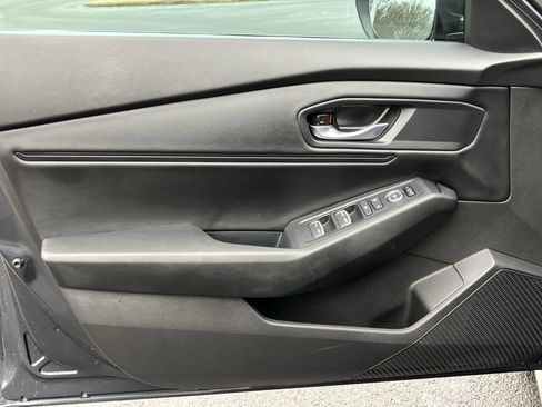 Used 2025 Honda Accord SE image 15