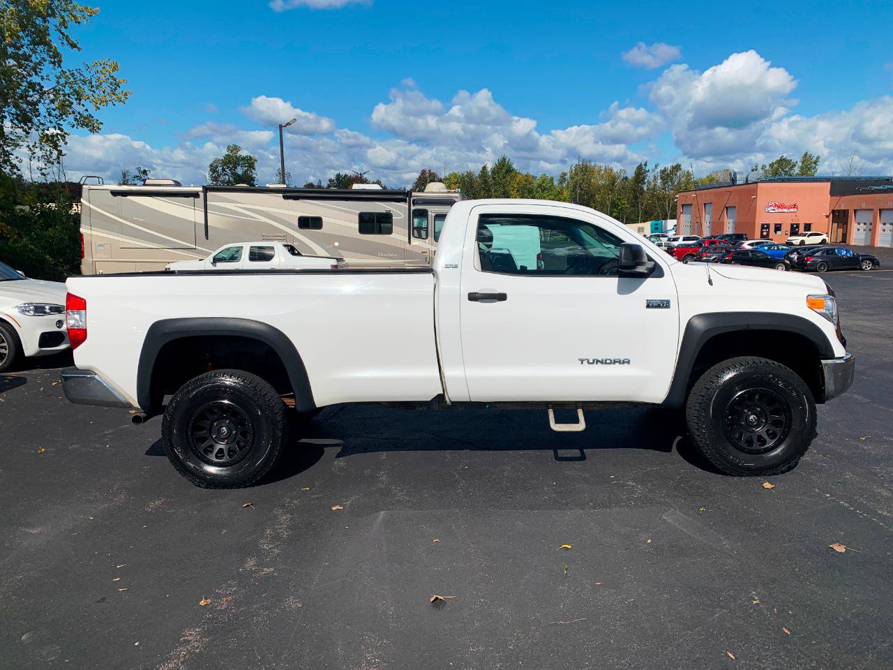 Used 2017 Toyota Tundra SR AWD/4WD image 7