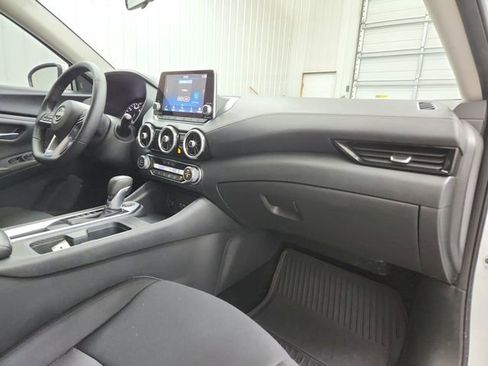 Used 2025 Nissan Sentra SV w/ All-Weather Package FWD image 36