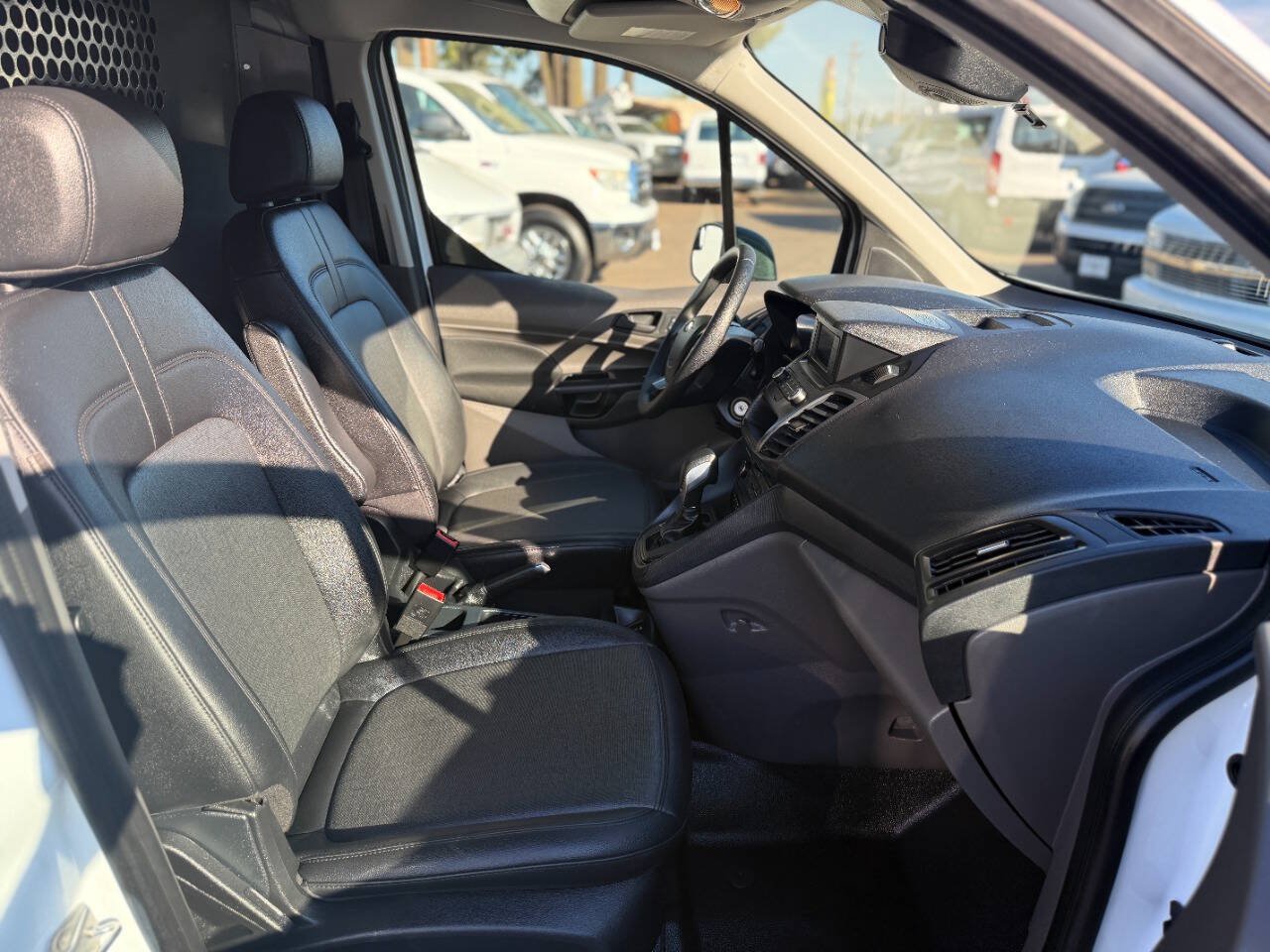 Used 2022 Ford Transit Connect XL FWD image 36