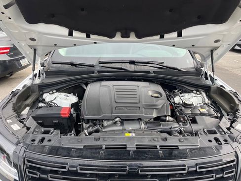 Used 2024 Land Rover Range Rover Velar S image 9