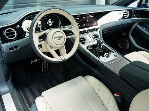 Certified 2023 Bentley Continental GT Mulliner AWD/4WD image 30