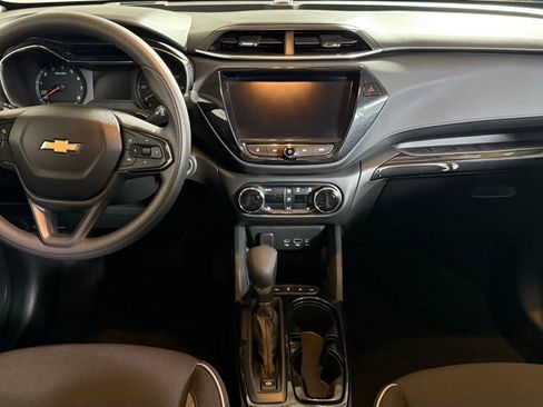 Used 2023 Chevrolet TrailBlazer LT w/ Convenience Package image 16