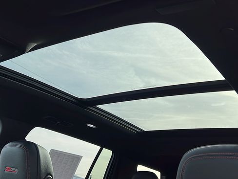 Certified 2025 Chevrolet Traverse Z71 w/ Enhanced Driving Package image 32