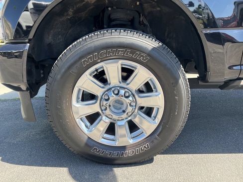 Used 2022 Ford F350 Platinum AWD/4WD image 14
