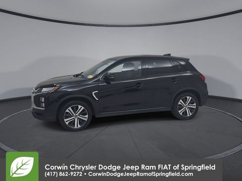 Used 2025 Mitsubishi Outlander Sport SE AWD/4WD image 8