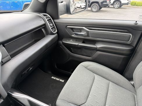 Used 2022 RAM 1500 Big Horn AWD/4WD image 14