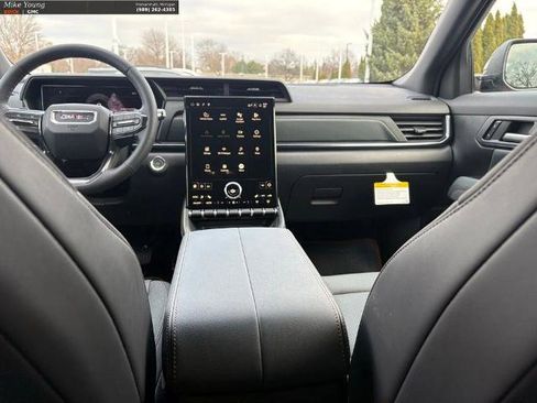 New 2026 GMC Terrain AT4 w/ Technology Package II image 15