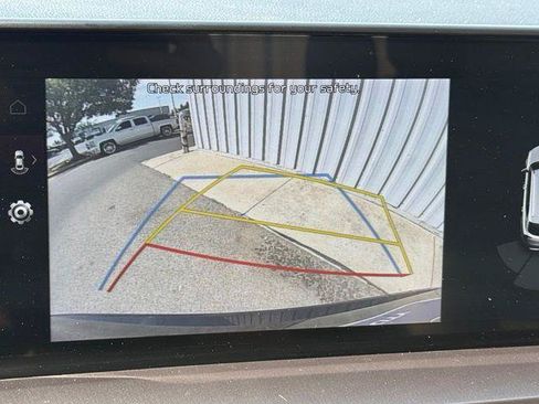 Used 2025 Kia Telluride S FWD image 16