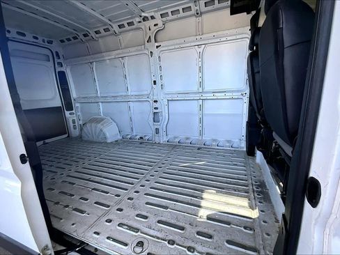 Used 2023 RAM ProMaster 2500 w/ Convenience Group image 20