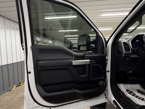 Used 2021 Ford F250 Lariat image 42