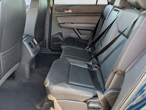 Used 2023 Volkswagen Atlas Cross Sport SE image 21