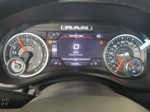 Used 2025 RAM 1500 Big Horn AWD/4WD image 17
