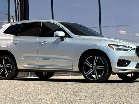 Used 2019 Volvo XC60 T5 R-Design w/ Protection Package image 17