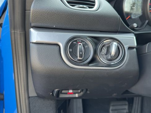 Certified 2025 Porsche 718 Cayman image 24