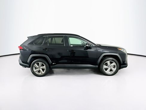 Used 2021 Toyota RAV4 XLE Premium AWD/4WD image 10