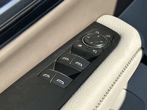 New 2026 GMC Yukon Denali w/ Advanced Technology Package image 21