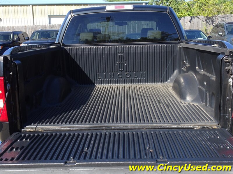 Used 2006 Lincoln Mark LT 2WD image 25