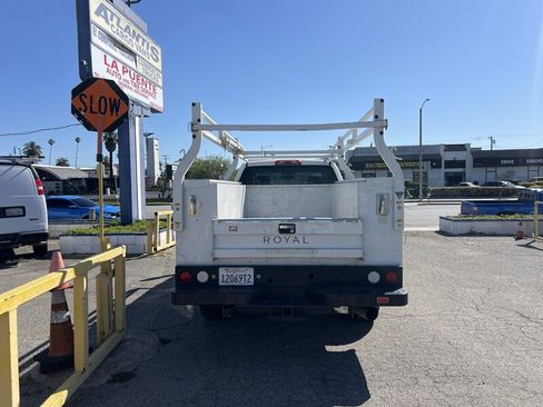 Used 2019 Chevrolet Silverado 3500 W/T w/ WT Convenience Package image 3