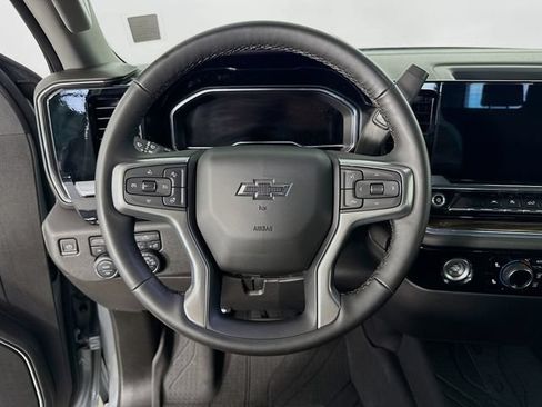 Used 2024 Chevrolet Silverado 1500 RST AWD/4WD image 12
