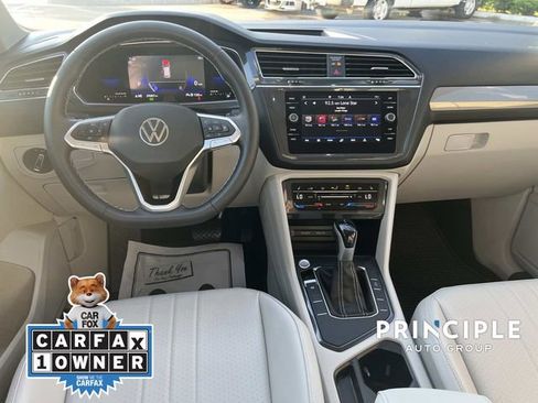 Used 2023 Volkswagen Tiguan SE FWD image 31
