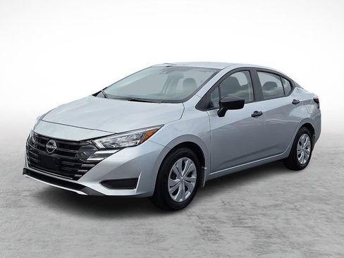 Certified 2025 Nissan Versa S w/ Trunk Package image 3