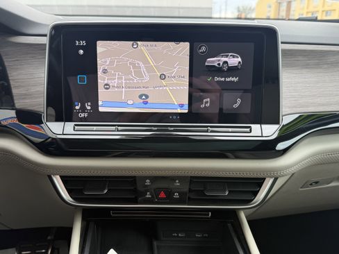 Used 2024 Volkswagen Atlas SEL Premium R-Line AWD/4WD image 19