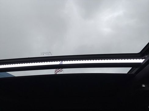 Used 2024 Cadillac Escalade Sport Platinum w/ LPO, ONYX Package image 60