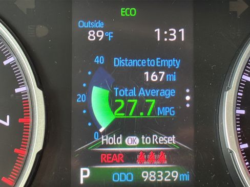 Used 2021 Toyota RAV4 XLE FWD image 33