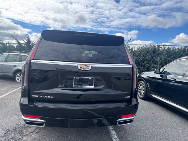 Used 2023 Cadillac Escalade Premium Luxury AWD/4WD image 9