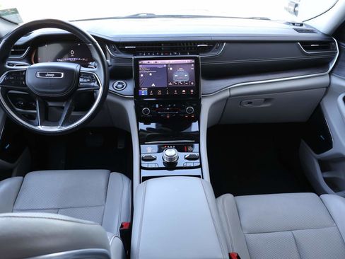 Used 2022 Jeep Grand Cherokee L Overland w/ Luxury Tech Group IV image 13