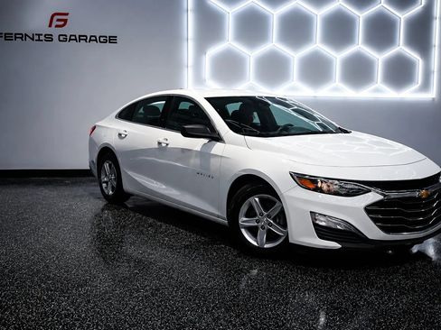 Used 2024 Chevrolet Malibu LS FWD image 10