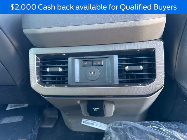 New 2026 Ford F250 Platinum w/ Platinum Plus Package AWD/4WD image 24