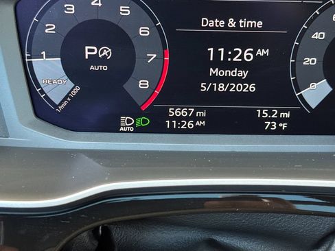 Certified 2025 Audi Q3 2.0T Premium w/ Convenience Package AWD/4WD image 34